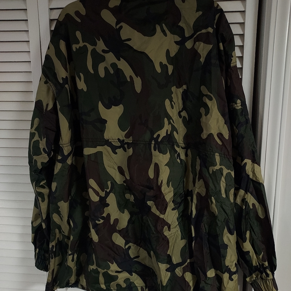 Men's Jacket - Picture 2 of 4